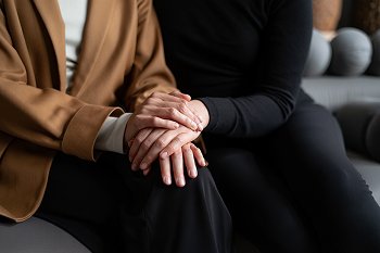 Психологическая помощь Где получить бесплатную психологическую помощь в Нижневартовске